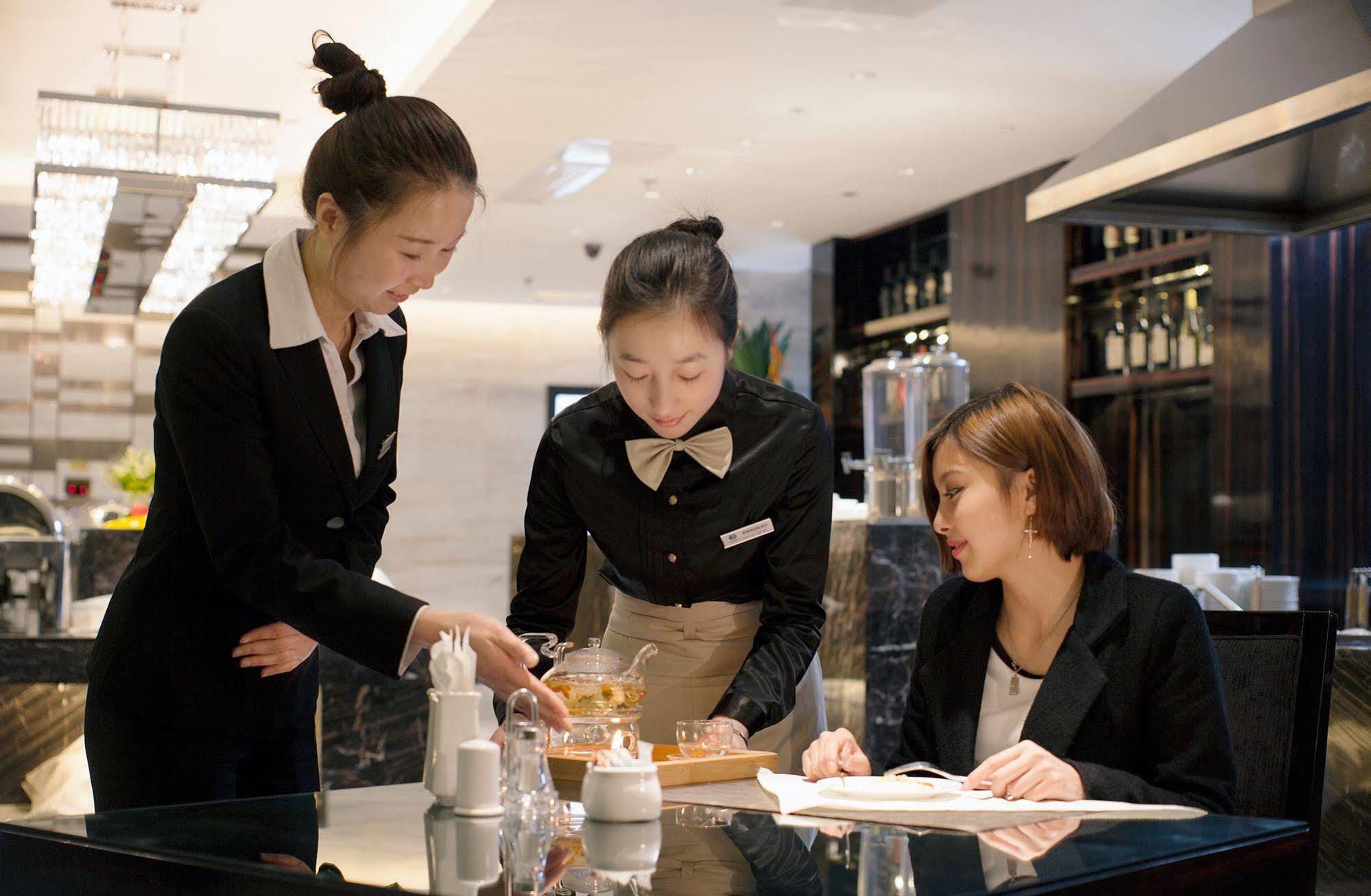 Yiwu Wendemu International Hotel Extérieur photo