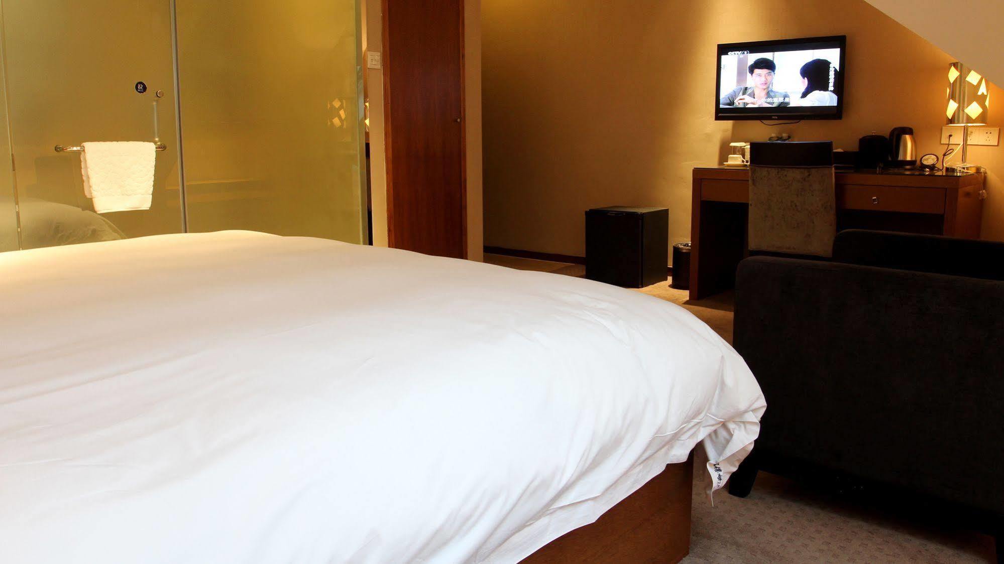 Yiwu Wendemu International Hotel Extérieur photo