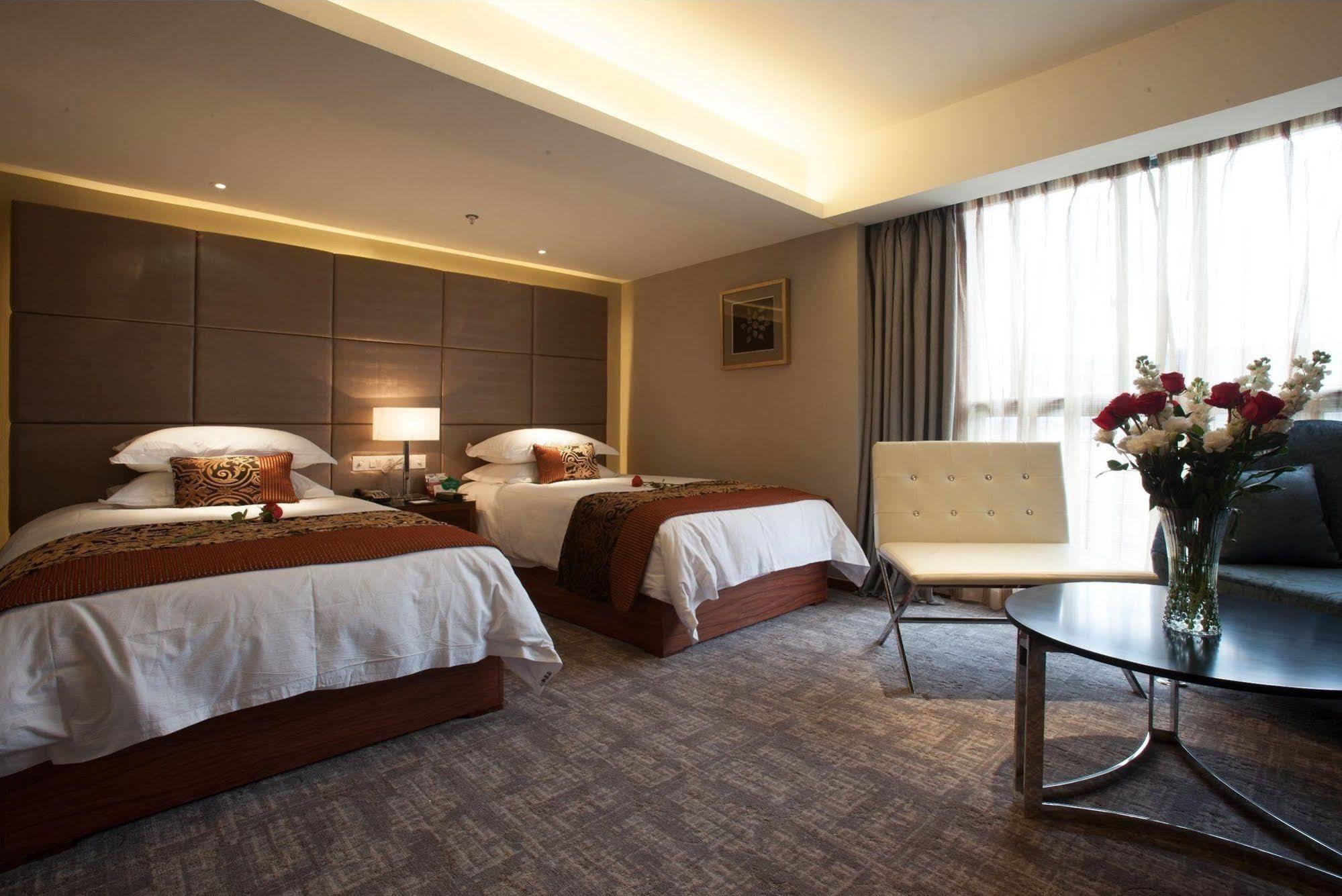Yiwu Wendemu International Hotel Extérieur photo