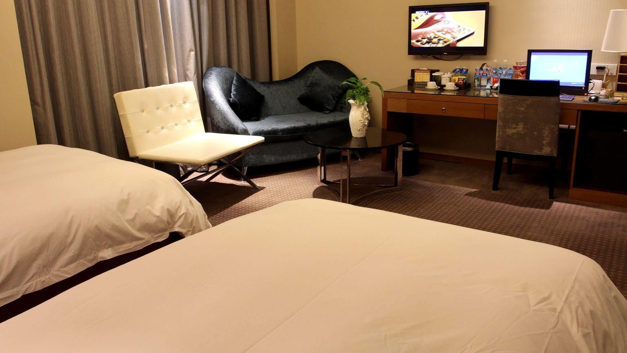 Yiwu Wendemu International Hotel Extérieur photo