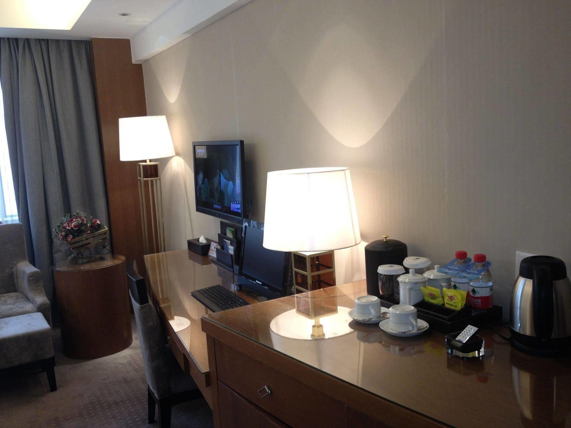 Yiwu Wendemu International Hotel Extérieur photo