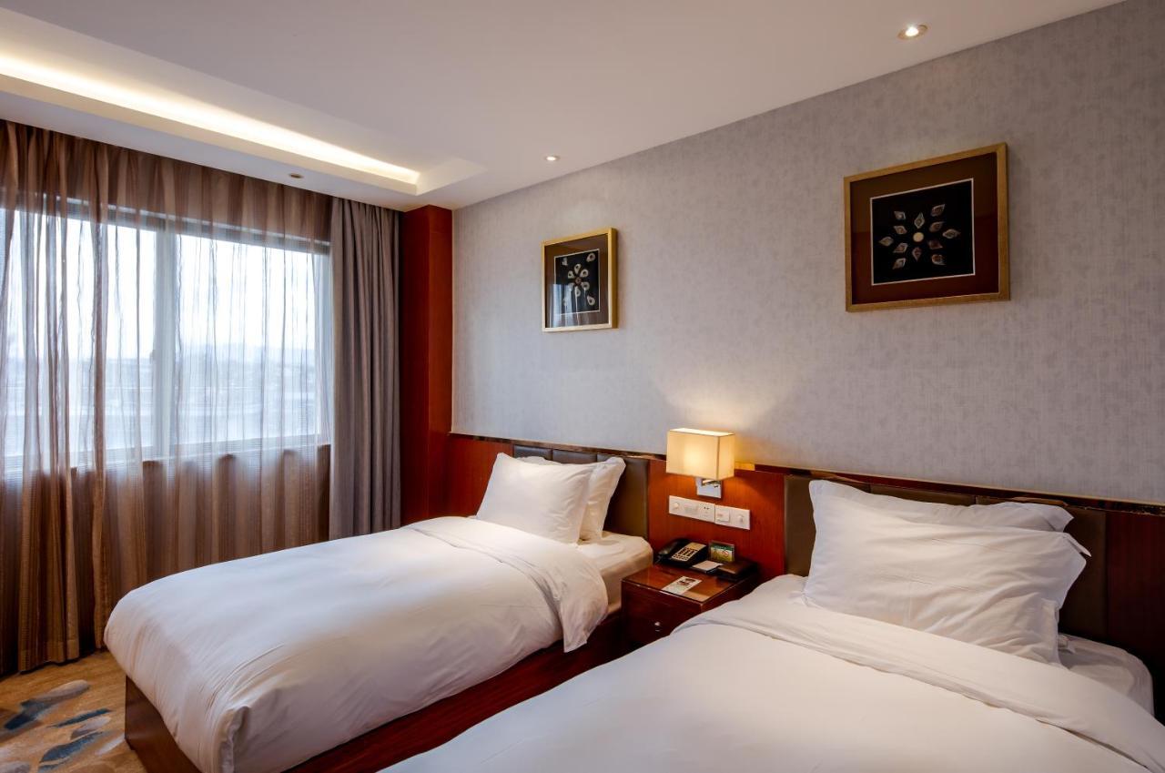 Yiwu Wendemu International Hotel Extérieur photo